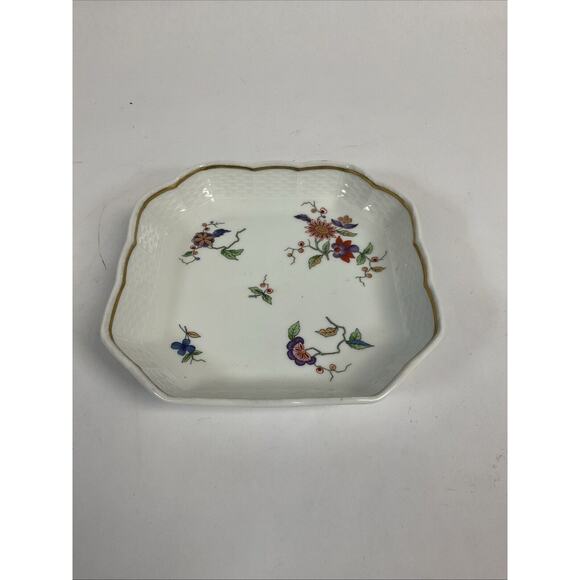 Richard Ginori Other - RICHARD GINORI Oriente 6 1/2" Porcelain Square Dish With Gold Band Made in Italy